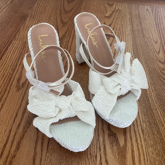 Lulus Lilsa White Bow Platform Ankle Strap Heels - Size 7 - Picture 2 of 5